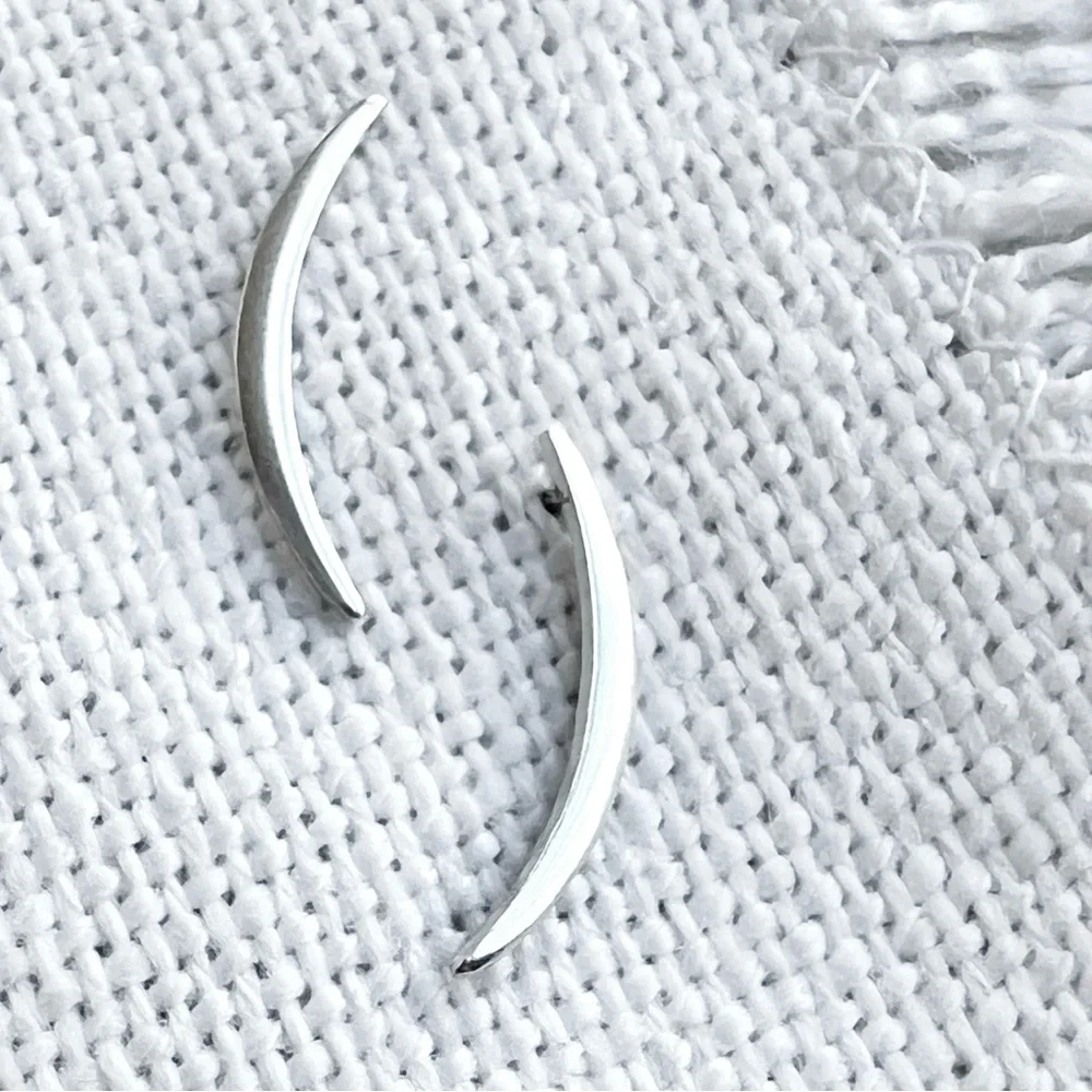 925 Crescent STERLING SILVER Unisex Geometric Stud Earrings Pair NEW